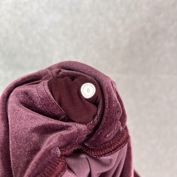 Lululemon Garnet Velvet Wunder Lounge High Rise Tight 28" Size 6 - Picture 9 of 9